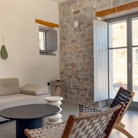 Apartament Eleonas *